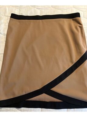 Camel and Black Wrap like Accent Skirt — Women